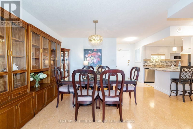  1703 - 812 Burnhamthorpe Road  Toronto (Markland Wood), M9C4W1 | Image 24