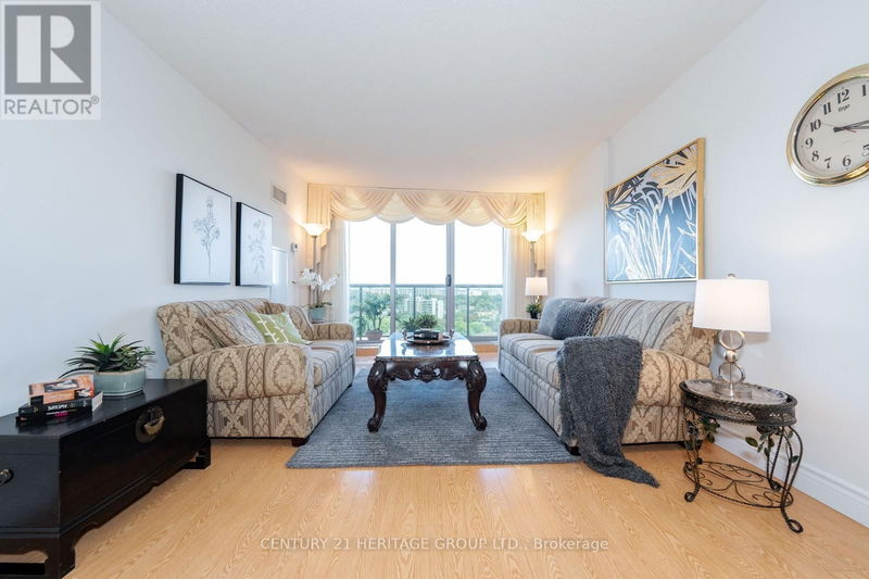  1703 - 812 Burnhamthorpe Road  Toronto (Markland Wood), M9C4W1 | Image 26