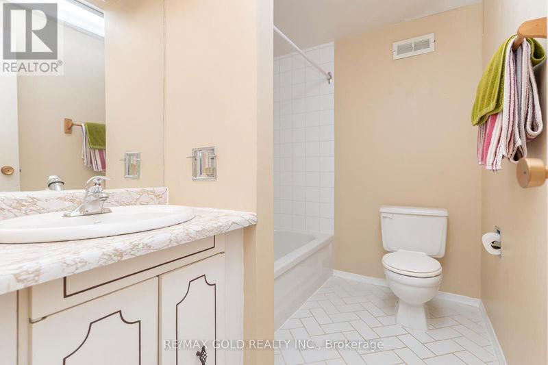 118 Earnscliffe null  Brampton (Southgate), L6T2B5 | Image 23