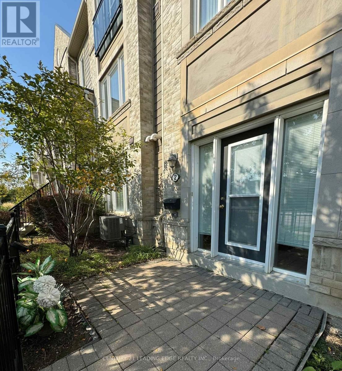 2 - 2915 HAZELTON PLACE Image 3