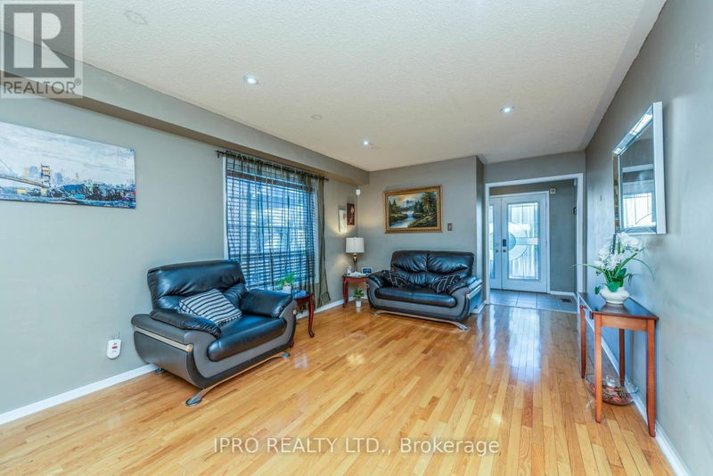 5936 Delle Donne Drive  Mississauga (Churchill Meadows), L5M7A3 | Image 6