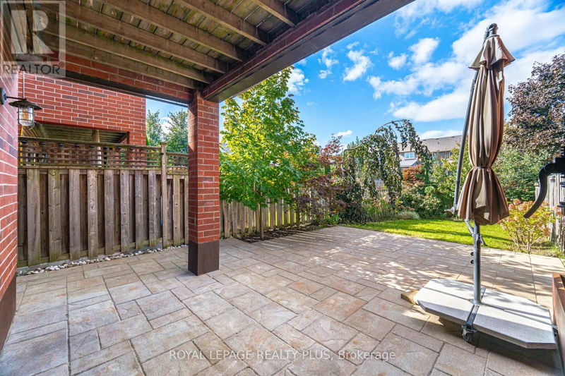 524 Lumberton Crescent  Mississauga (Hurontario), L4Z3Z7 | Image 37