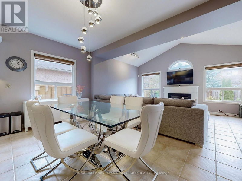 2211 Stratus Drive  Oakville (West Oak Trails), L6M4W5 | Image 10