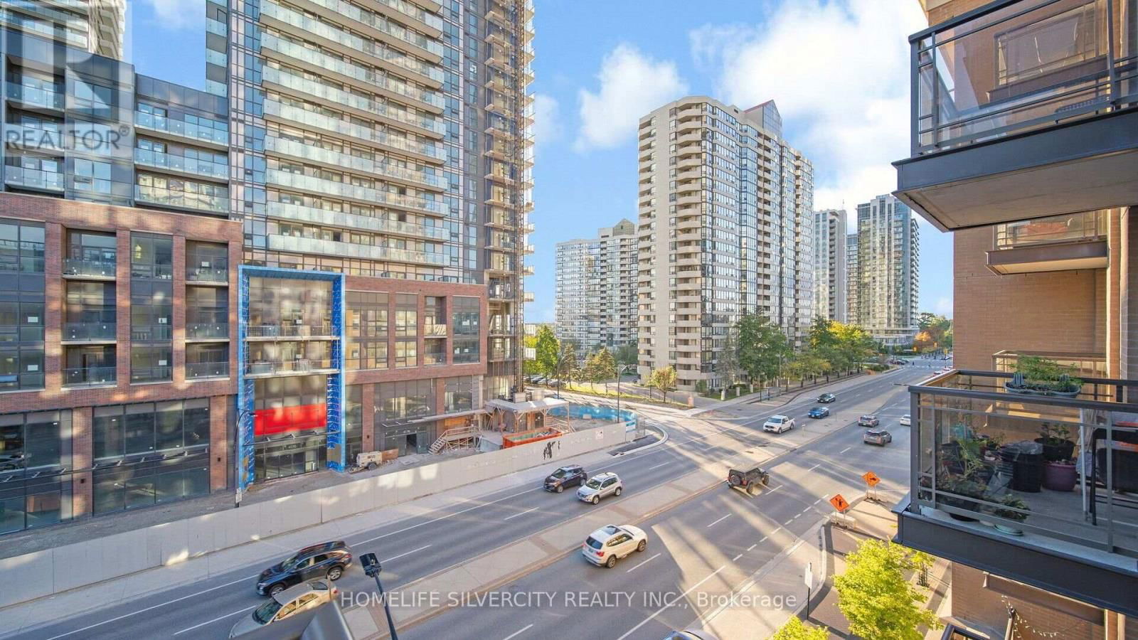 517 - 385 PRINCE OF WALES DRIVE Image 30