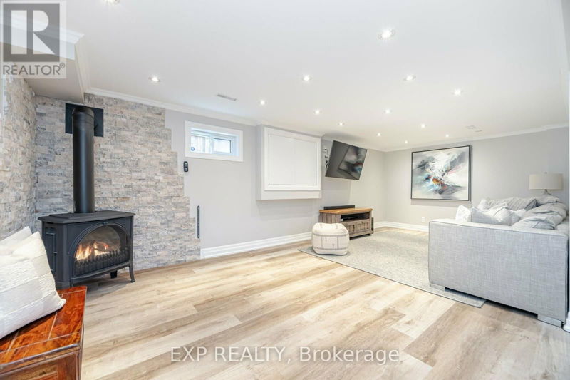 411 Sunset Drive  Oakville (Bronte West), L6L3N3 | Image 26