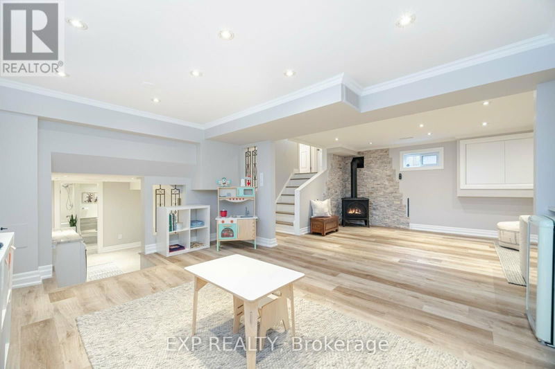 411 Sunset Drive  Oakville (Bronte West), L6L3N3 | Image 28