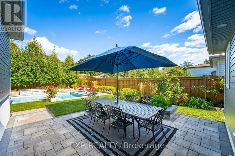 411 Sunset Drive  Oakville (Bronte West), L6L3N3 | Image 33