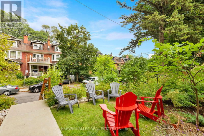 120 Glendale Avenue  Toronto (High Park-Swansea), M6R2T2 | Image 6