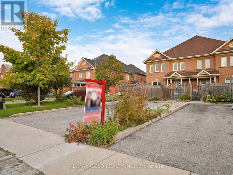 15 Pressed Brick Drive  Brampton (Brampton North), L6V4K8 | Image 36