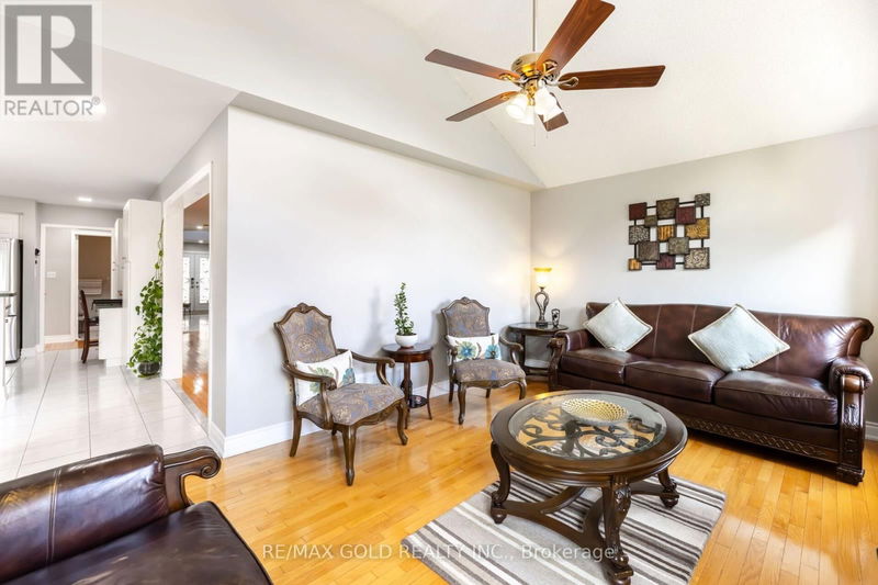 5 Shady Oak Lane  Brampton (Sandringham-Wellington), L6R2Z2 | Image 15