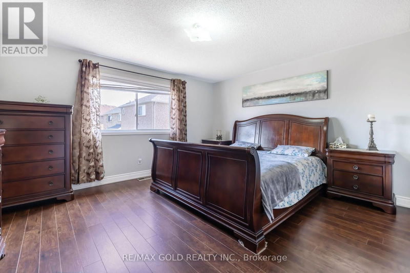 5 Shady Oak Lane  Brampton (Sandringham-Wellington), L6R2Z2 | Image 28