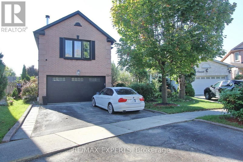 524 Luzon Crescent  Mississauga (Fairview), L5B3W9 | Image 2