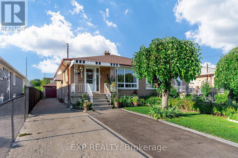 16 Heavitree Drive  Toronto (Downsview-Roding-CFB), M3L1K6 | Image 36