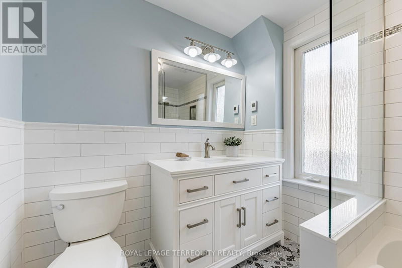 35 Joseph Street  Toronto (Weston), M9N2H9 | Image 15