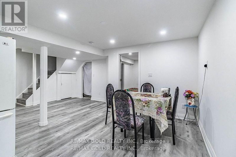 57 Cabernet Circle  Toronto (West Humber-Clairville), M9V5A2 | Image 23