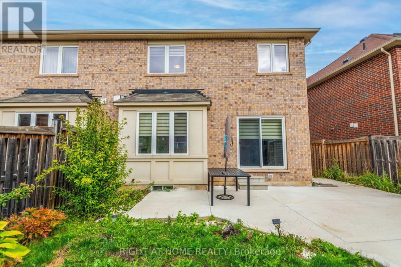 884 Mcewan Drive  Milton (Coates), L9T6P5 | Image 40