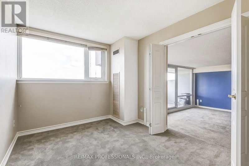  1411 - 270 Scarlett Road  Toronto (Rockcliffe-Smythe), M6N4X7 | Image 15