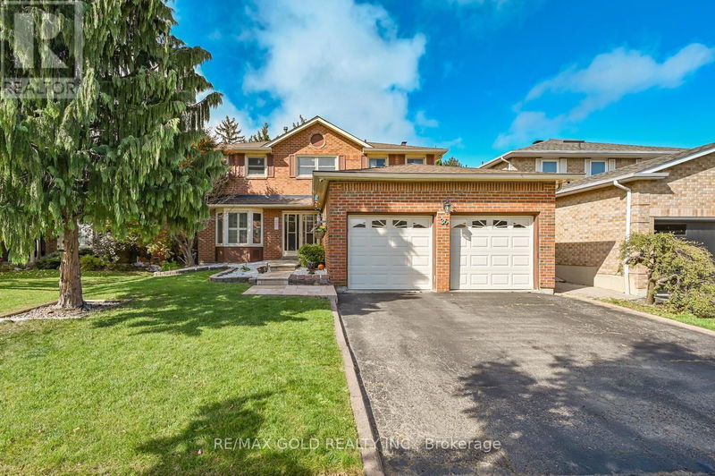 36 Barr Crescent  Brampton (Heart Lake East), L6Z3C2 | Image 1