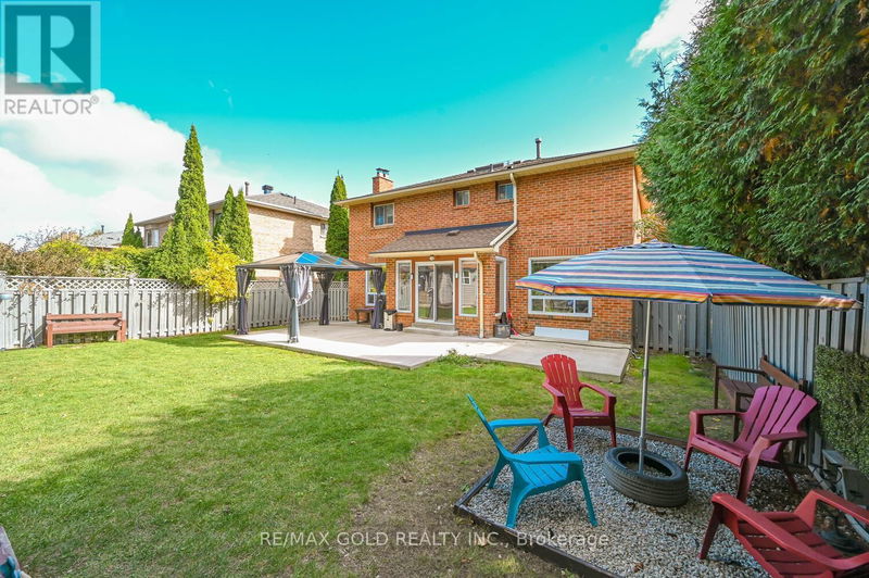 36 Barr Crescent  Brampton (Heart Lake East), L6Z3C2 | Image 33