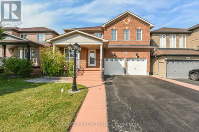 30 Fairhill Avenue  Brampton (Fletcher's Meadow), L7A2E7 | Image 1