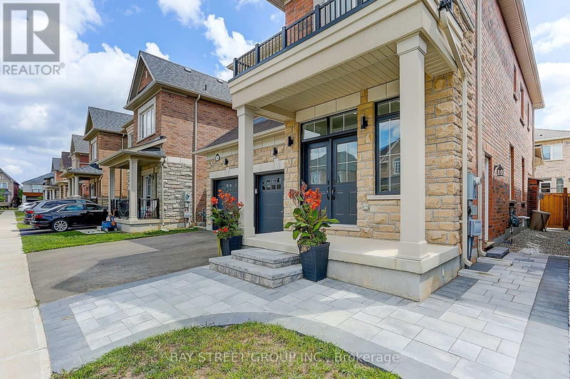 146 Petgor Path  Oakville, L6H0Y6 | Image 2