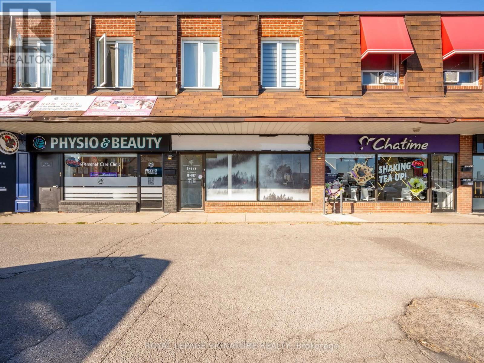 3812A BLOOR STREET W Image 1