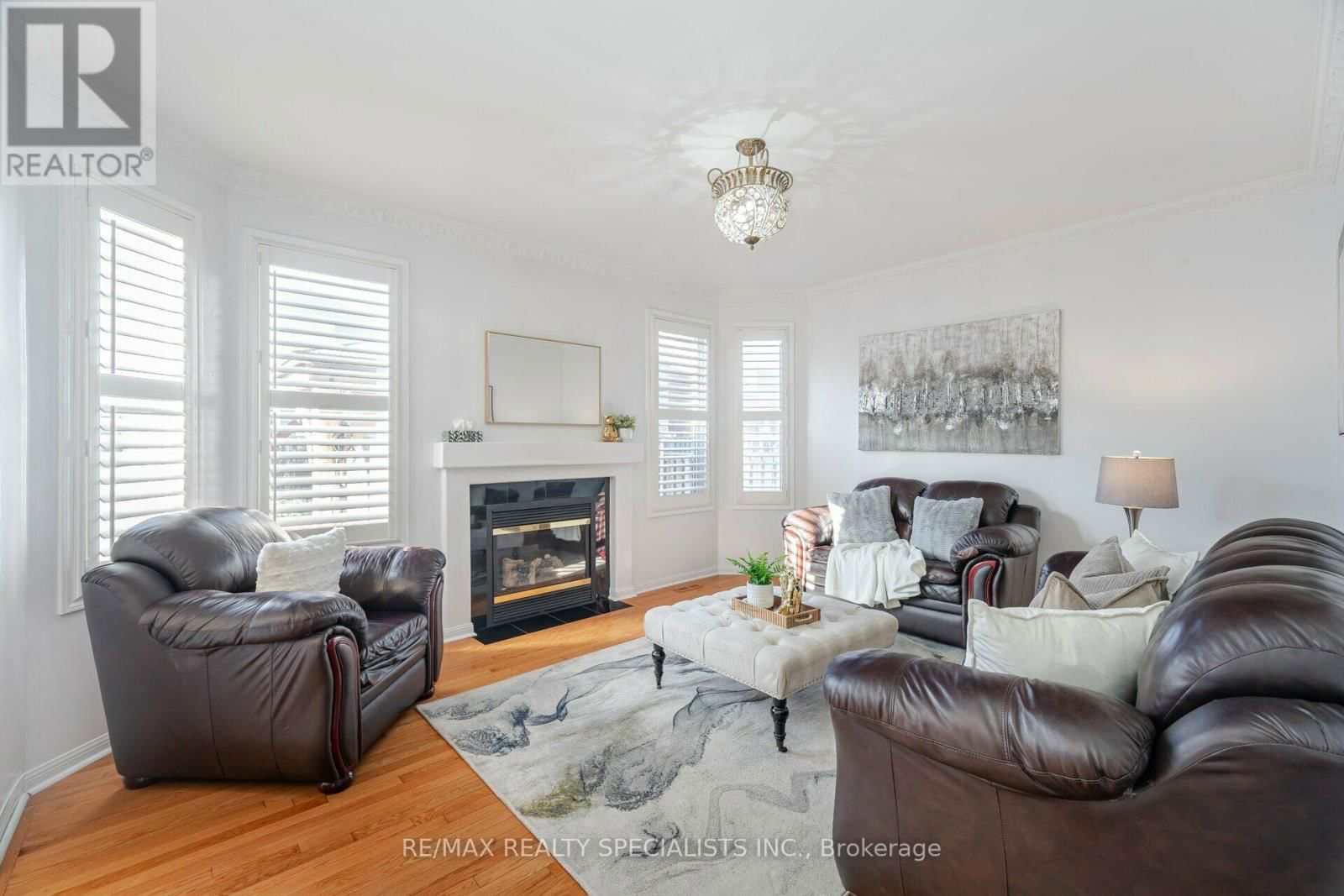 30 LATANIA BOULEVARD Image 16