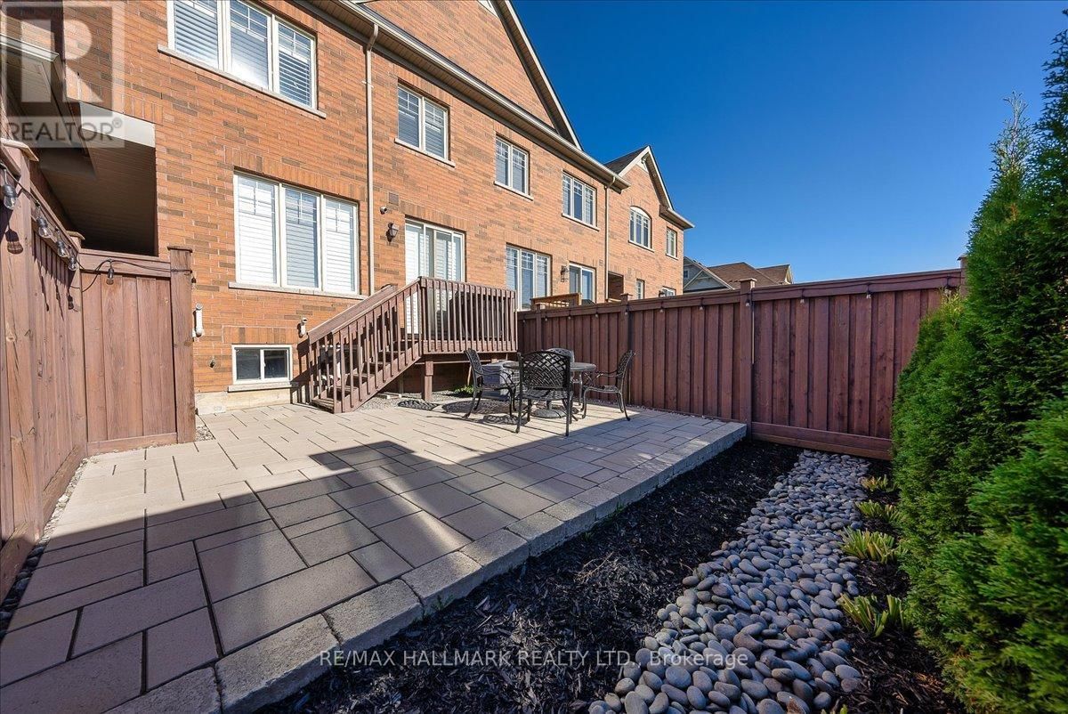 236 SKY HARBOUR DRIVE Image 36