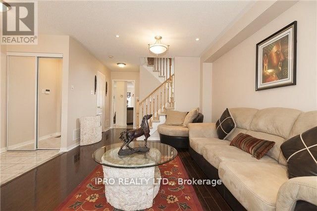 5458 LONGFORD DRIVE Image 3