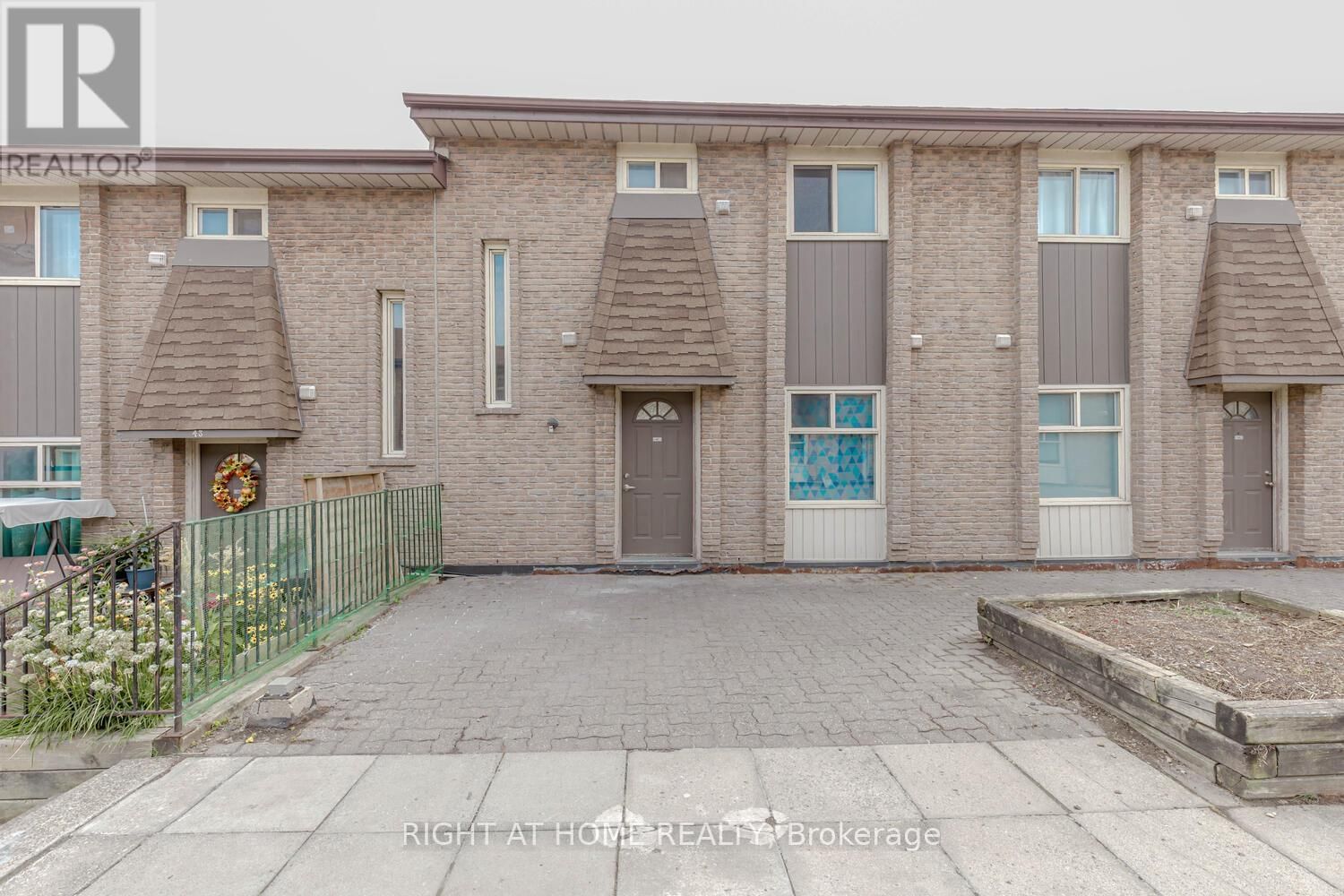 47 - 28 REXDALE BOULEVARD Image 10