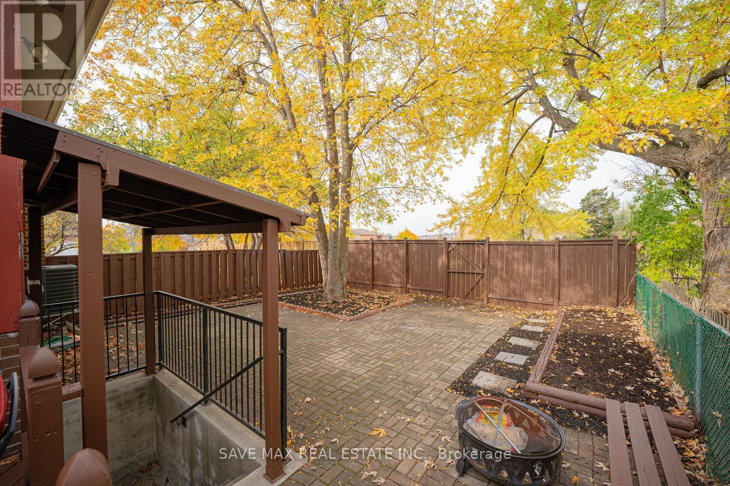 55 CROSSWOOD LANE Image 39