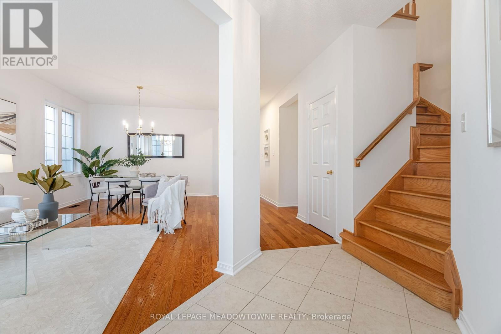 784 LAMBE COURT Image 3