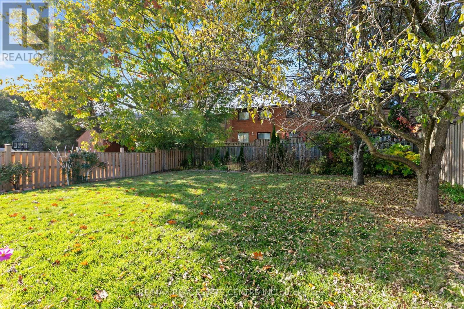 526 KAREN PARK CRESCENT Image 38