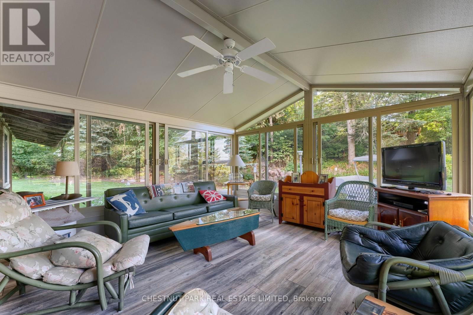 92 PRINCE REGENT ISLAND Image 30