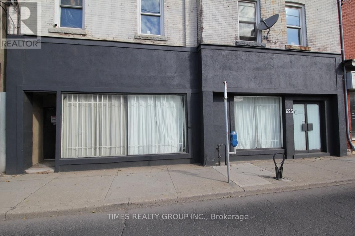 625 BARTON STREET E Image 1