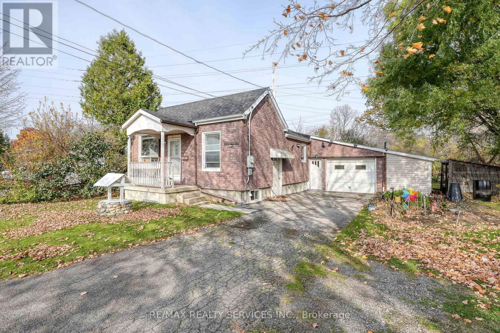 24 NORLAN AVENUE Image 1