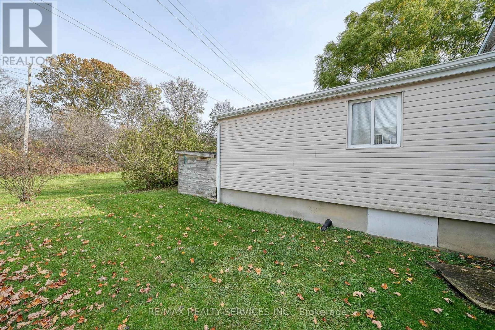 24 NORLAN AVENUE Image 39