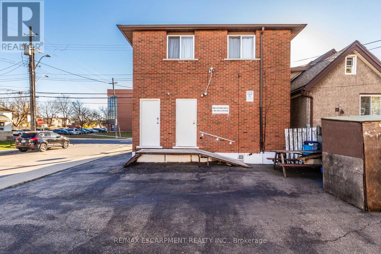 1295 CANNON STREET EAST Image 35
