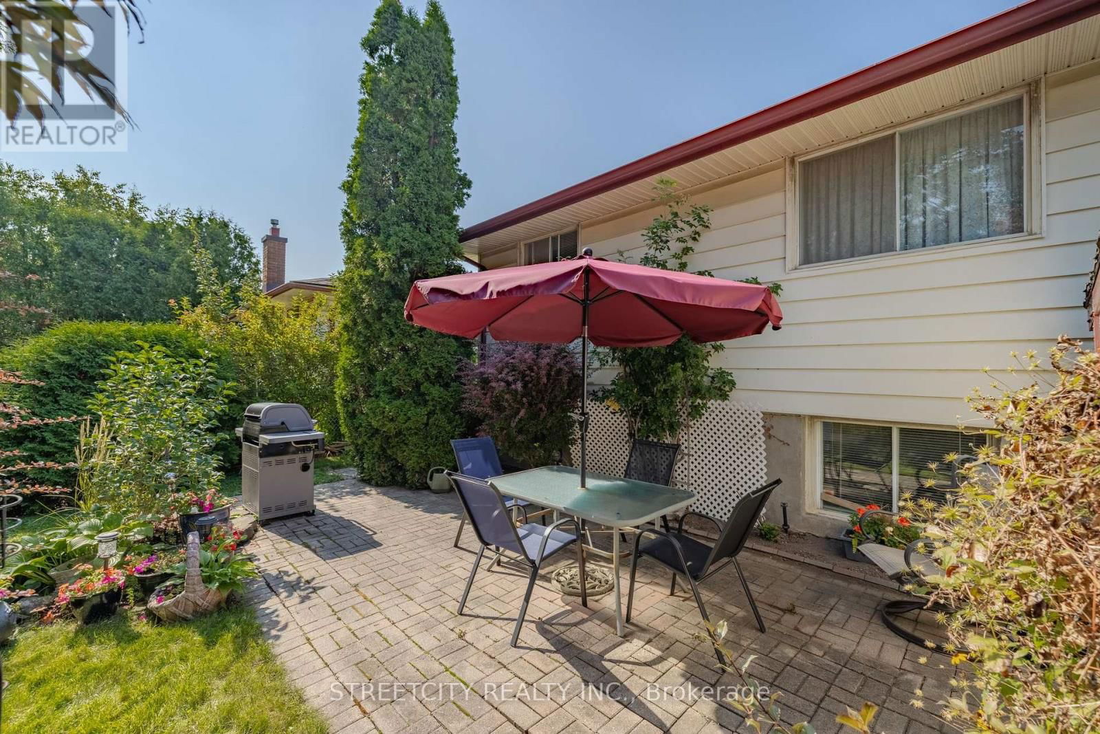 19 MURIEL CRESCENT Image 22