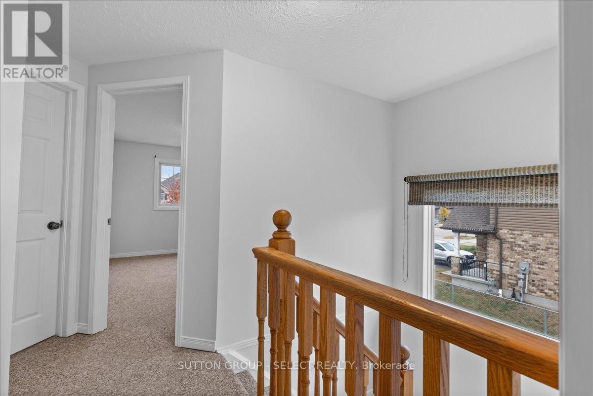 115 TEMPLEWOOD DRIVE Image 16