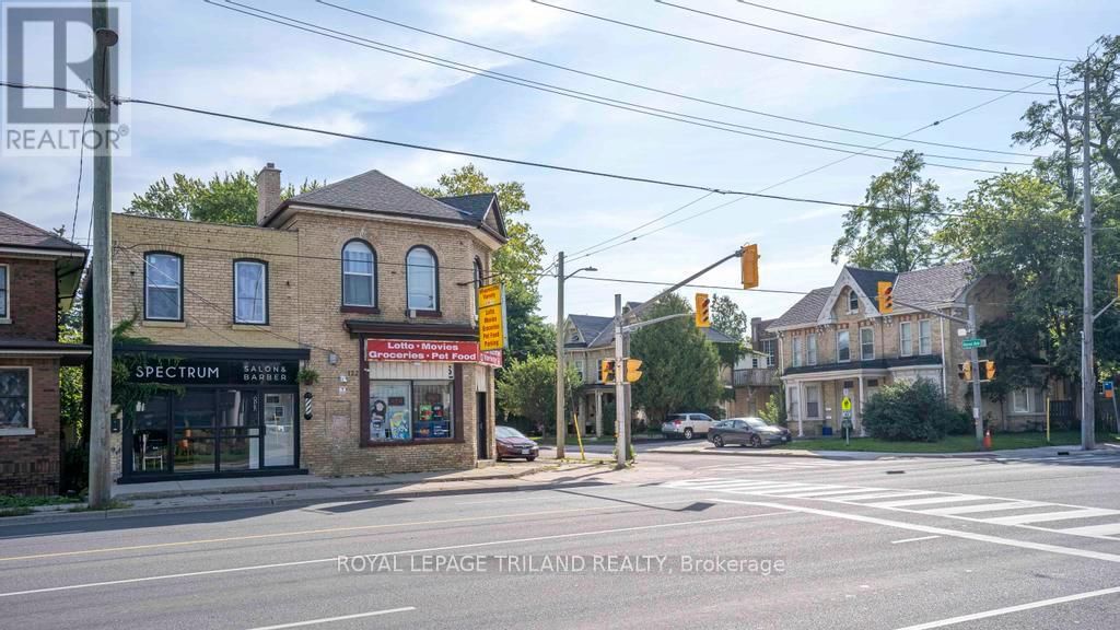 122 WHARNCLIFFE ROAD S Image 9