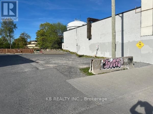 Tertiary Property View