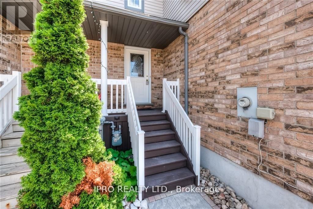 298 ACTIVA AVENUE Image 2