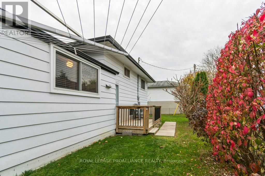 262 BARRETT BOULEVARD Image 22