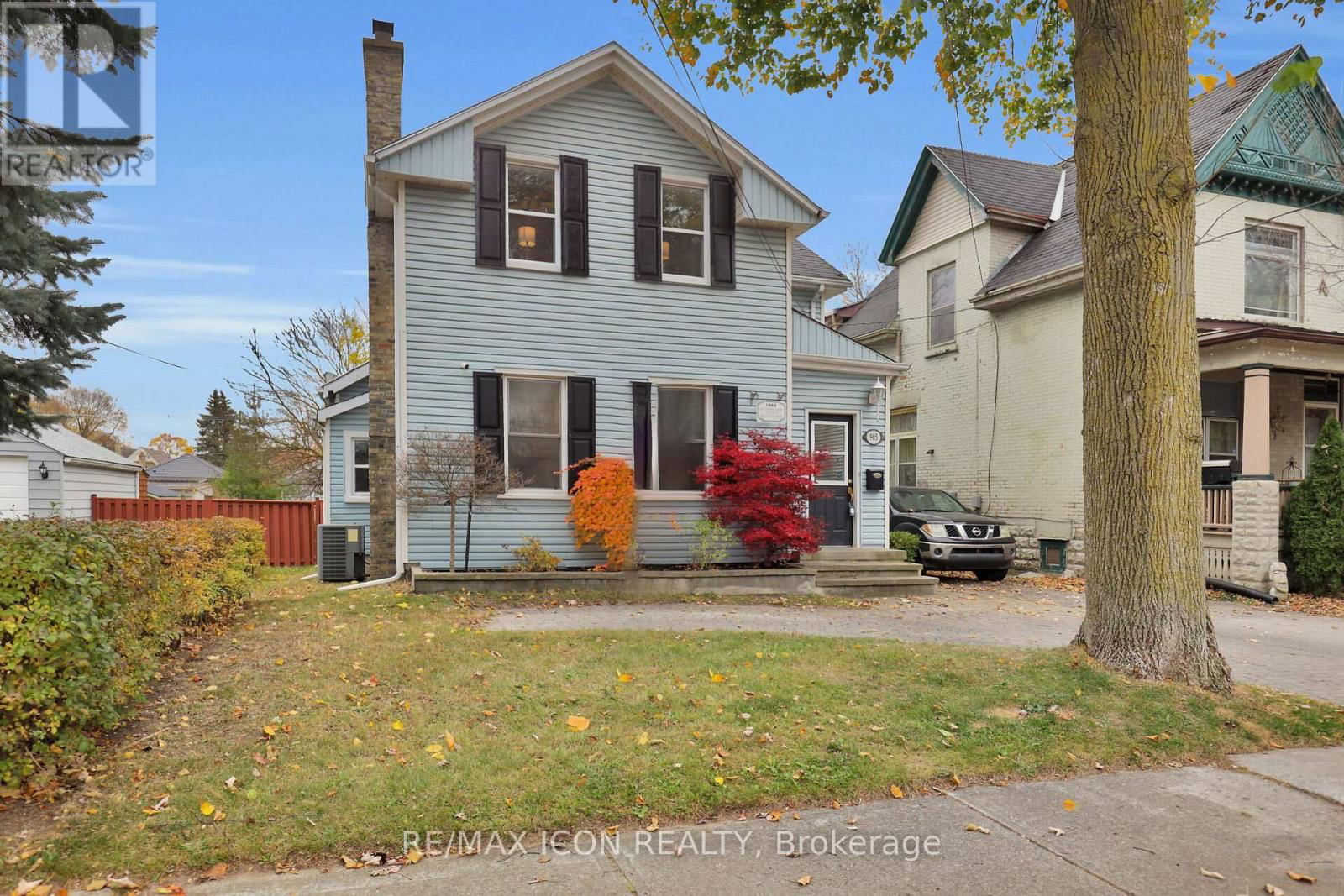 905 DUFFERIN AVENUE Image 1