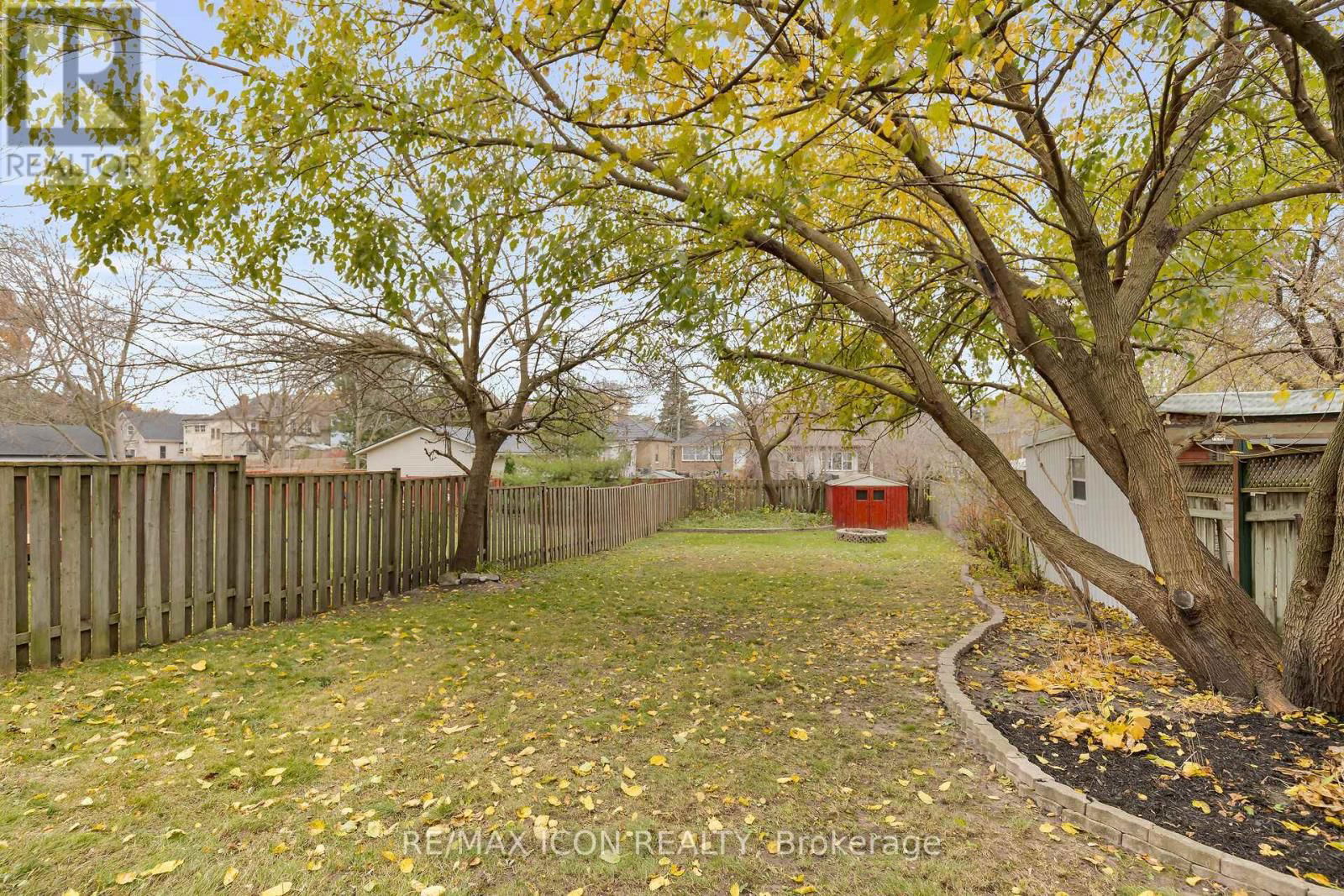 905 DUFFERIN AVENUE Image 31