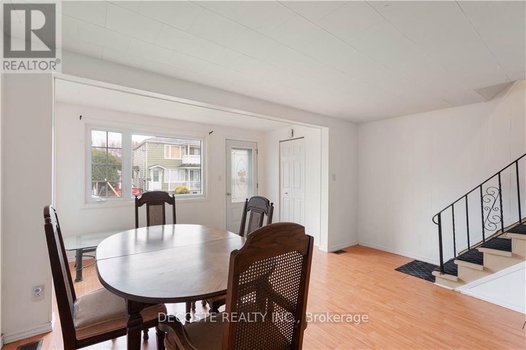 7 ALICE STREET Image 9