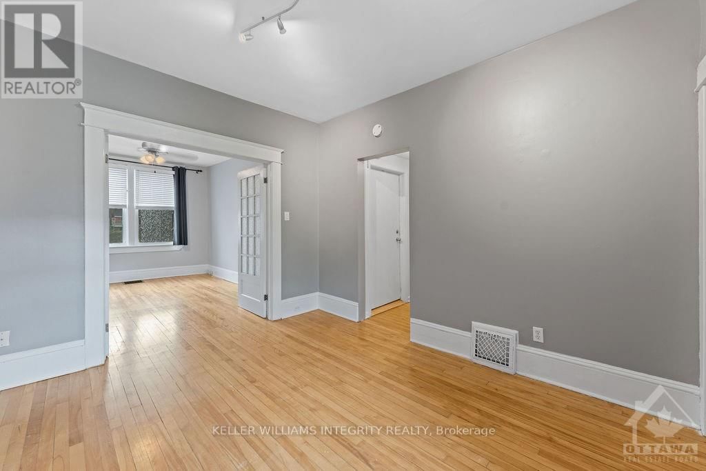 2 - 60 CLAREY AVENUE Image 3