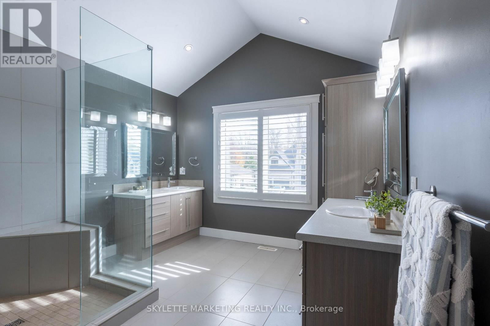 536 JULIANA DRIVE Image 28