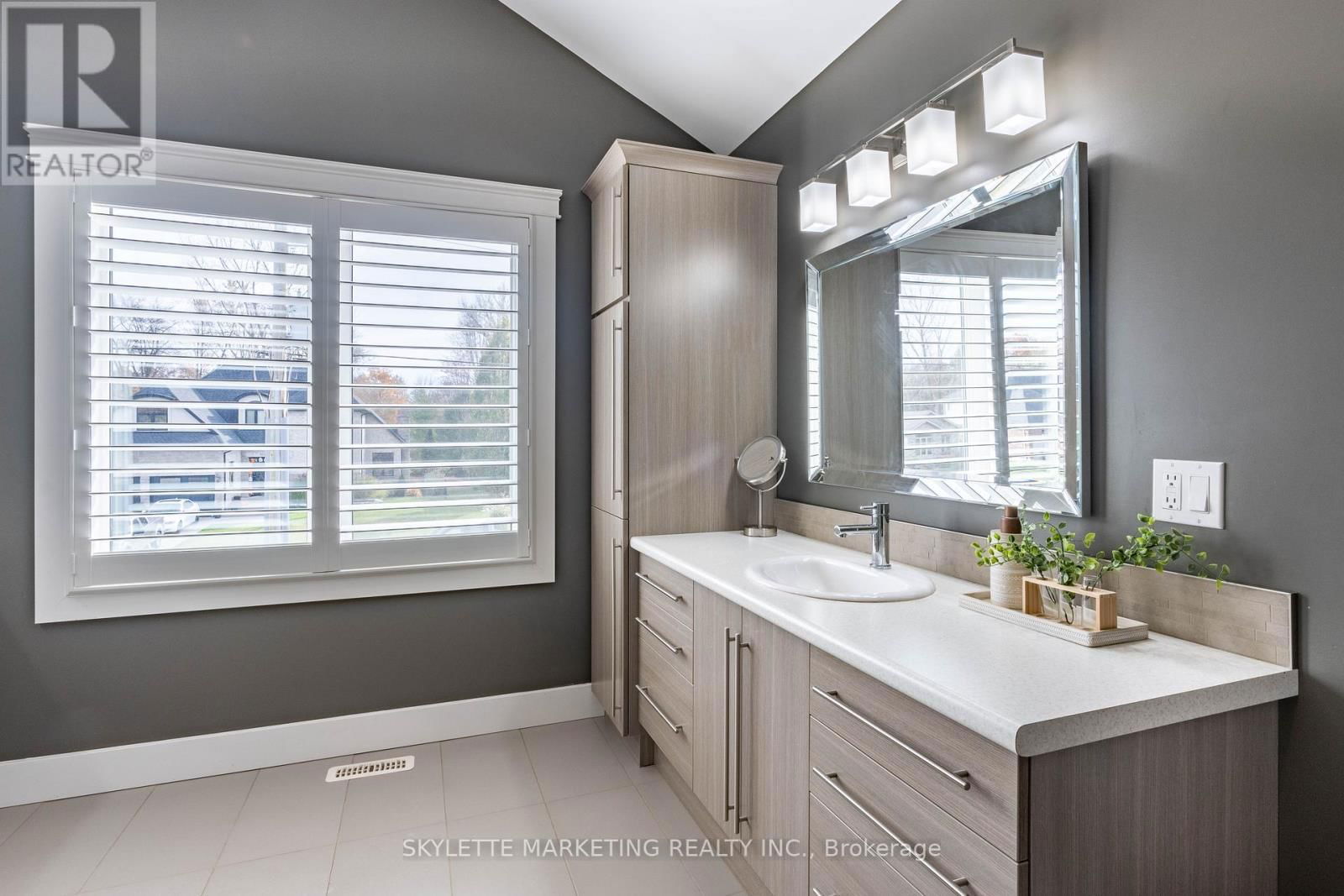 536 JULIANA DRIVE Image 30